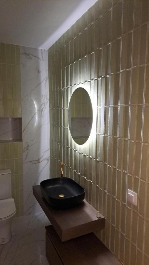 Centerstage1 Boutique Apartment - Hemisphere1 Stylish Studio テッサロニキ エクステリア 写真