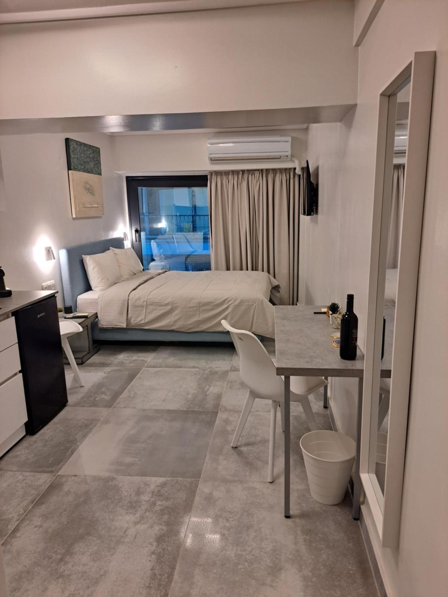 Centerstage1 Boutique Apartment - Hemisphere1 Stylish Studio テッサロニキ エクステリア 写真
